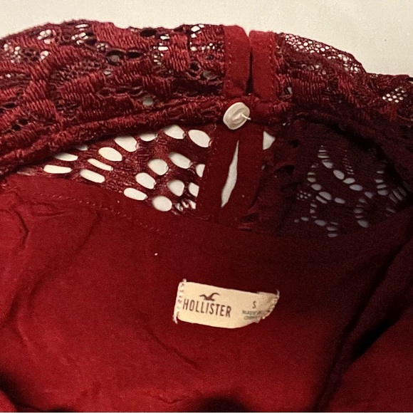 Hollister Burgundy Lace‎ Cold Shoulder Blouse - Picture 7 of 8